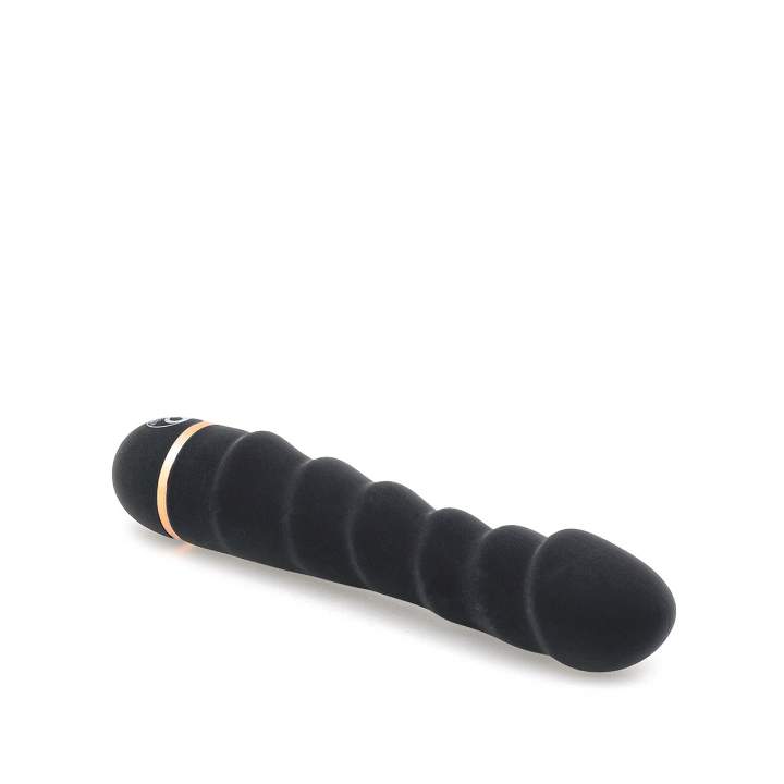 Karbowany silikonowy wibrator w czarnym kolorze – 16,5 cm