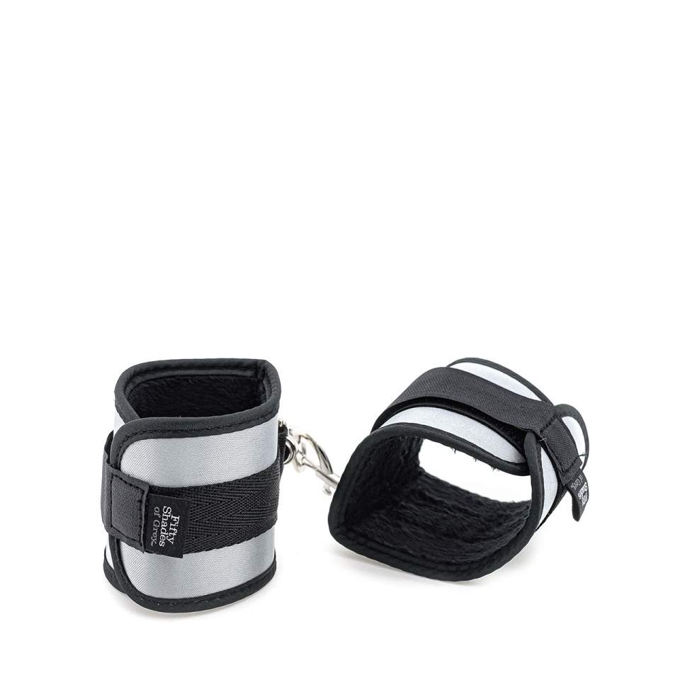 Kajdanki Fifty Shades of Grey – Totally His Handcuffs