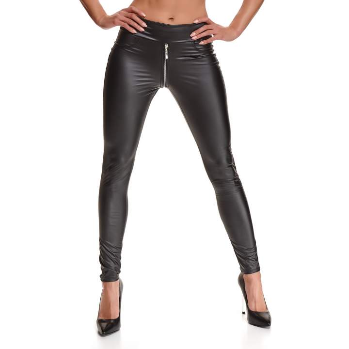 Czarne legginsy z wet looka marki Demoniq Maddalena